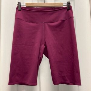 Uniqlo Women's Berry Bike Shorts